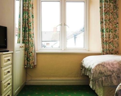 Pensión Wisestay